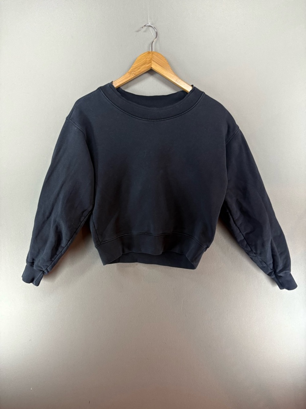 Mate the Label Women’s Sweatshirt Raw Neckline Distressed Size XS Black